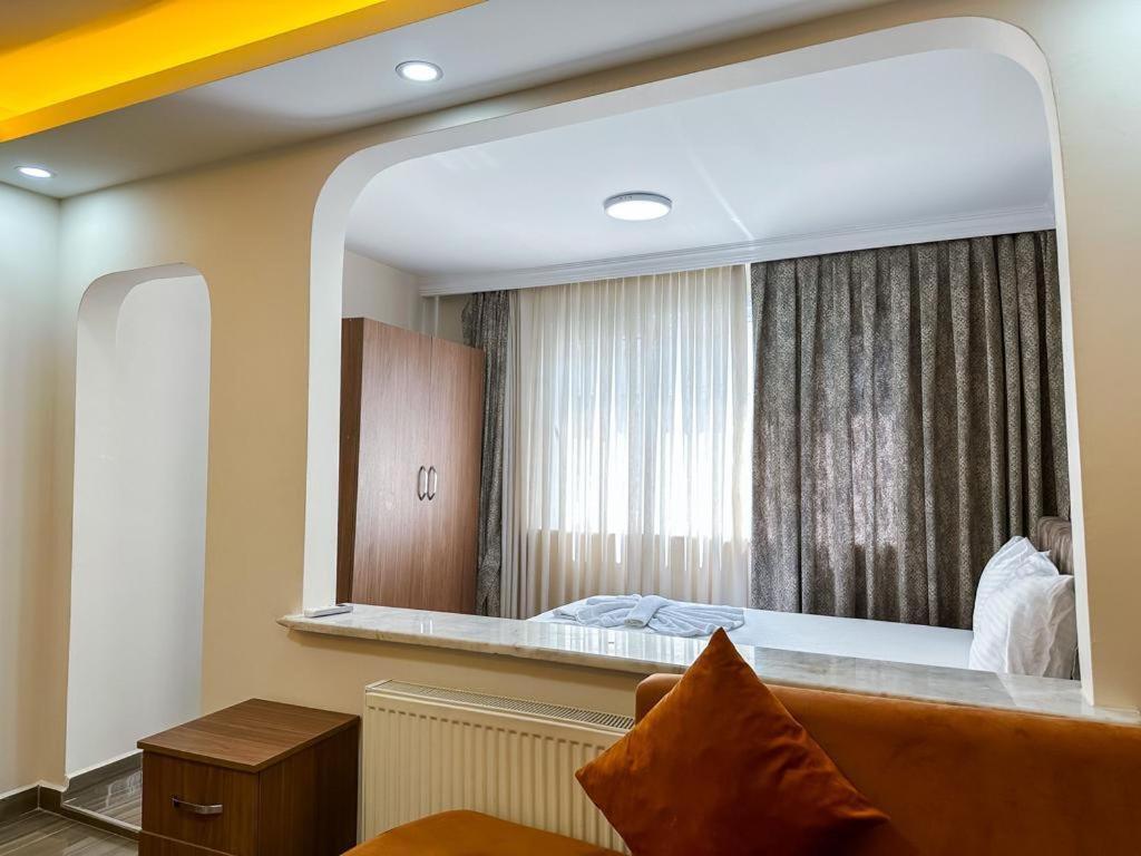 Otel Kale *